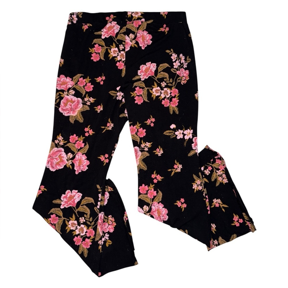 Torrid black rose floral print flare pants women’s size 3 (22/24) - Picture 2 of 4